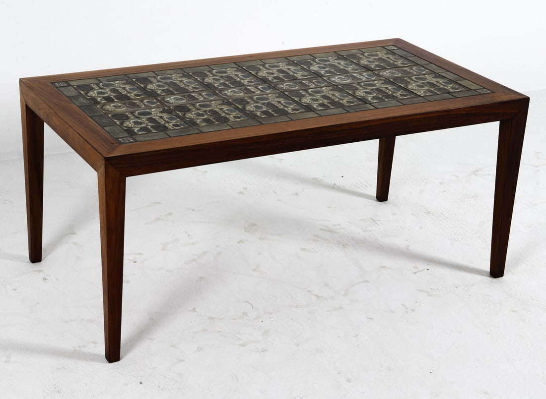 ROYAL COPENHAGEN TEAK & TILE COFFEE TABLE C. 1970S (1 of 12)