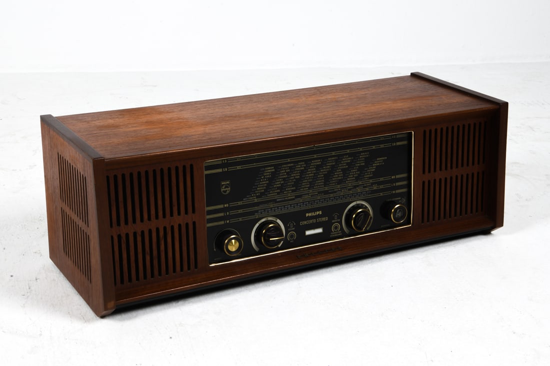 PHILIPS CONCERTO FM/AM STEREO RADIO BDK 604A (1 of 9)