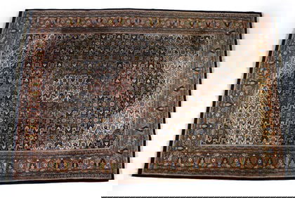 ORIENTAL WOOL RUG