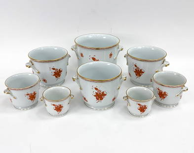 HEREND CHINESE BOUQUET PORCELAIN CACHEPOTS: Grouping of (8) Herend cachepots in the Chinese bouquet rust pattern. All marked on undersides. Includes one large, (3)