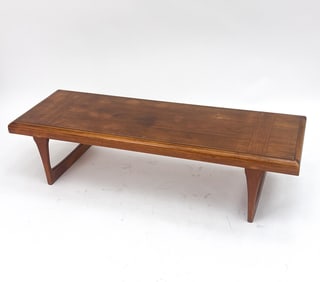 LANE FURNITURE WALNUT COFFEE TABLE C. 1969