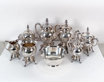 VINTAGE GROUPING OF REED & BARTON SILVERPLATE