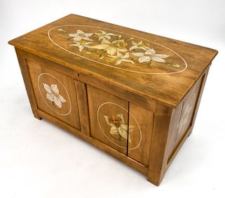 ANTIQUE PAINTED PINE HOPE CHEST