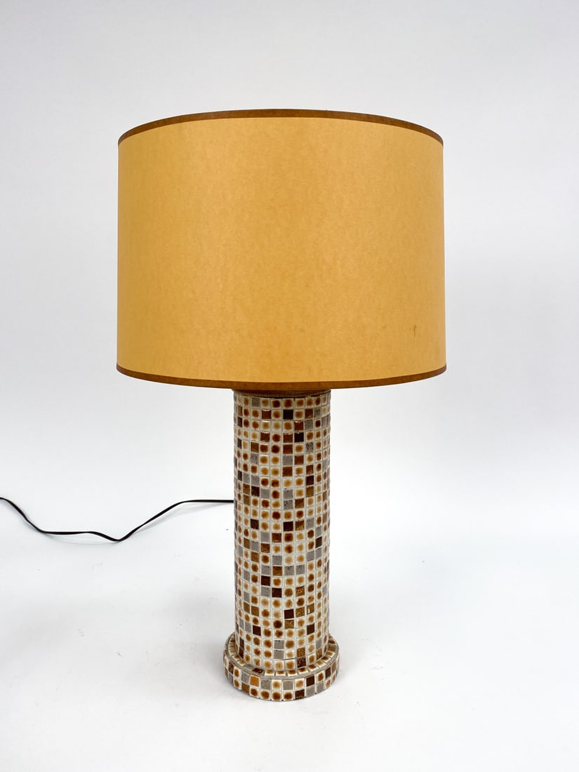 VINTAGE MOSAIC TILE & WOOD TABLE LAMP (1 of 16)