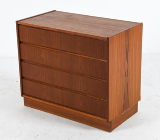 ATTR. ARNE IVERSEN DANISH TEAK CHEST OF DRAWERS