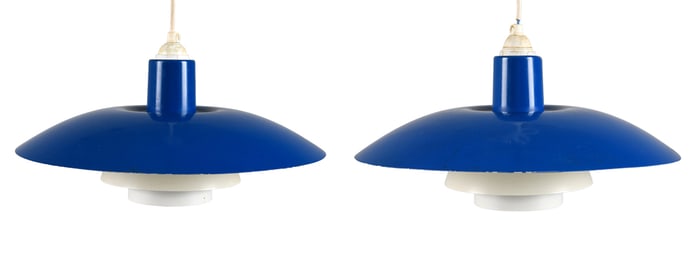 STYLE OF LOUIS POULSEN PENDANT LIGHTS C. 1960S