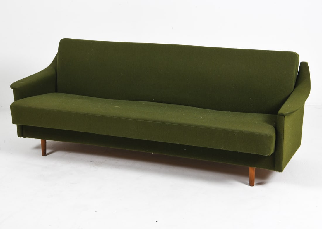 FRITZ HANSEN STYLE WOOL & TEAK DAYBED SOFA 1960S (1 of 10)