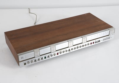 BANG & OLUFSEN BEOMASTER 3000-2 STEREO RECEIVER