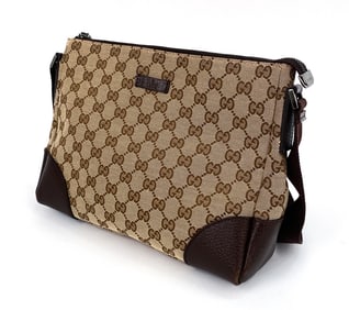 GUCCI BROWN ZIP CANVAS MESSENGER BAG