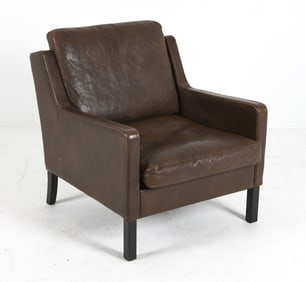 ATTR. GEORG THAMS LEATHER LOUNGE CHAIR C. 1970S