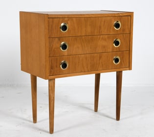 DANISH OAK SIDE CHEST C. 1970S