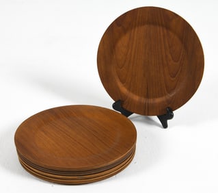 STYLE OF JOHS ANDERSEN TEAK PLATE GROUPING 1960S