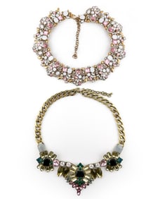 COSTUME JEWELRY NECKLACE GROUPING