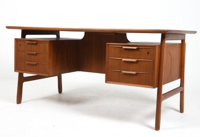 GUNNI OMANN DANISH TEAK WRITING DESK C.1960S
