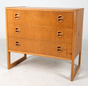 ARNE WAHL IVERSEN DANISH OAK CHEST C. 1960S