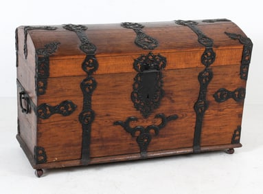 18TH C. BAROQUE CHEST