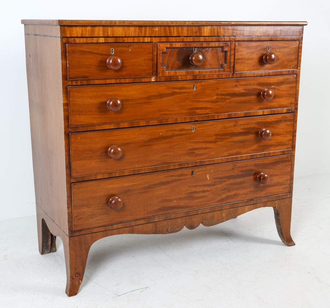 MAHOGANY CHEST OF DRAWERS (1 of 14)