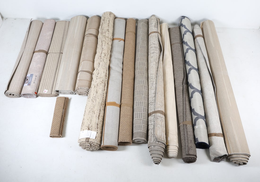 LARGE GROUPING OF CONTEMPORARY AREA RUGS (1 of 7)