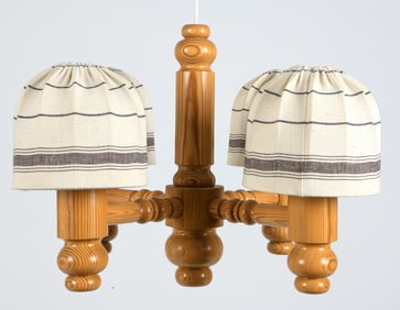 SOLBACKENS SVARVERI SWEDISH PINE CHANDELIER