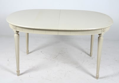 SWEDISH GUSTAVIAN STYLE EXTENDING DINING TABLE