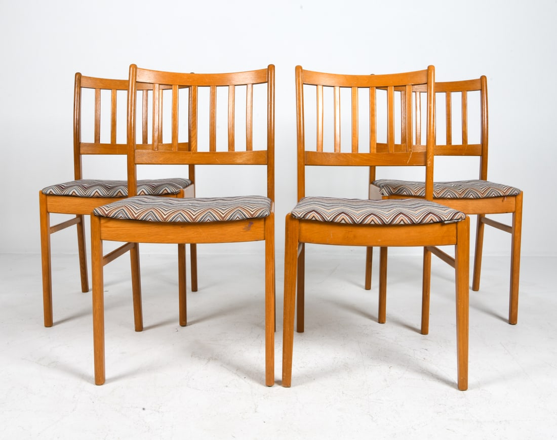 (4) SWEDISH TEAK DINING CHAIRS C. 1970S (1 of 17)