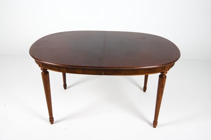 SWEDISH GUSTAVIAN STYLE EXTENDING DINING TABLE