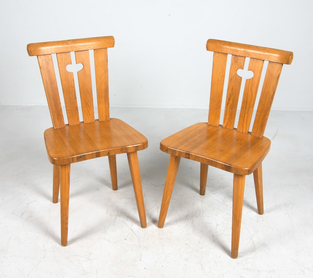 PAIR OF GORAN MALMVALL PINE DINING CHAIRS C.1940S (1 of 14)