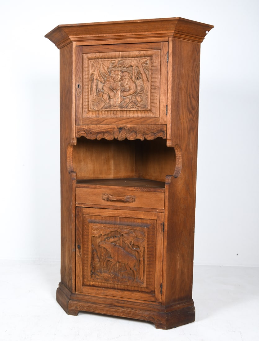 NORWEGIAN CARVED OAK CORNER CABINET (1 of 16)