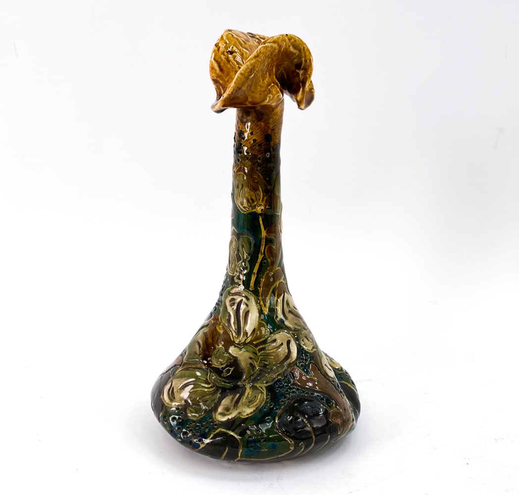 THOMAS FORESTER ART NOUVEAU POTTERY VASE: Floral hand-painted vase designed by A. Dean for Thomas Forester. Top of the vase features a flower petal form. Marked on underside A. Dean. Dimensions: H 13.5" x Dia 6.75" Condition: Crazing and smal