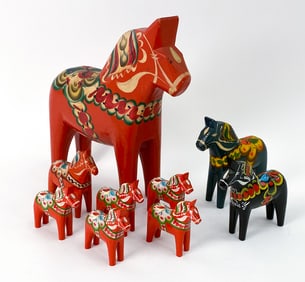 NILS OLSSON SWEDISH CARVED & PAINTED HORSE GROUP