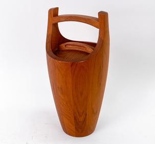 J. QUISTGAARD DANSK "CONGO" STAVED TEAK ICE BUCKET