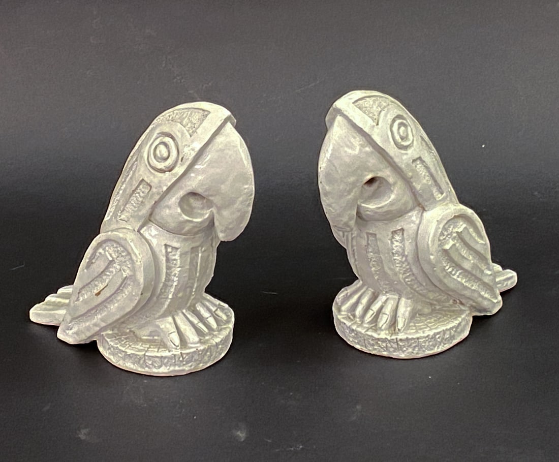 PAIR OF LLOYD BRYAN STUDIO POTTERY BIRD SCULPTURES (1 of 15)