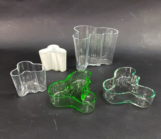 ALVAR AALTO IITTALA FINNISH GLASS VASE GROUPING