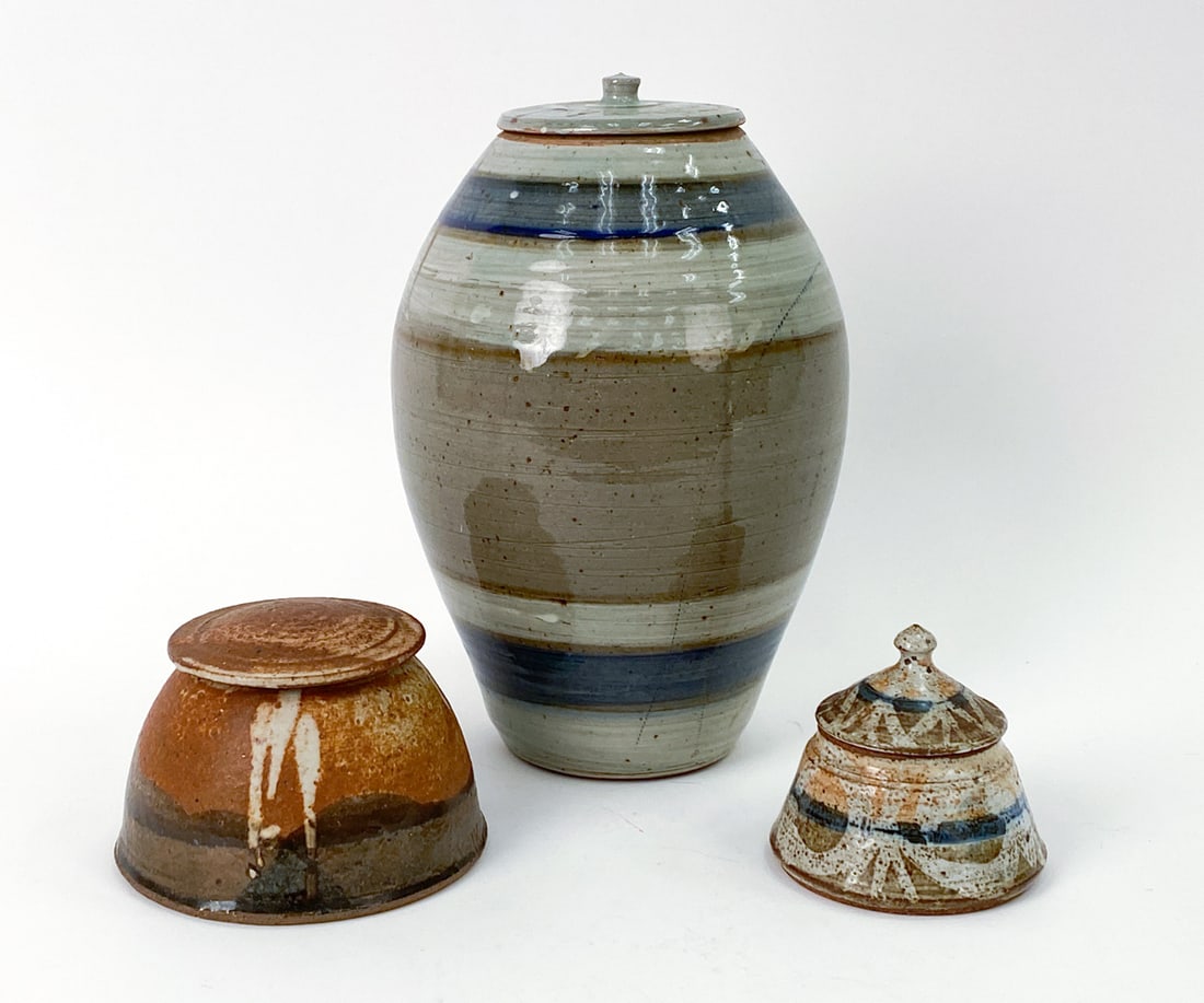 VINTAGE STUDIO CERAMIC LIDED VESSEL GROUPING (1 of 15)