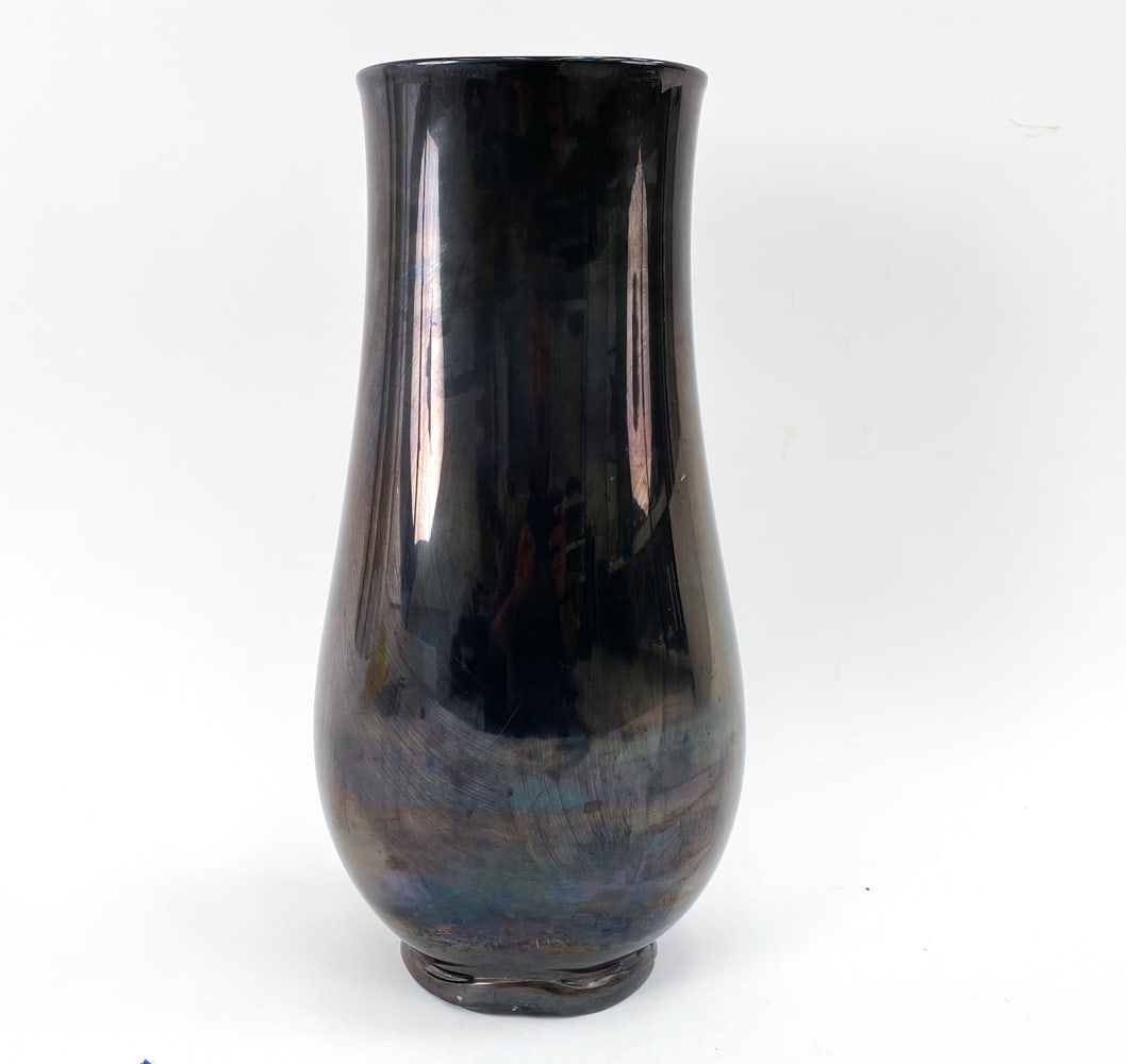 IRIDESCENT GLASS VASE (1 of 14)