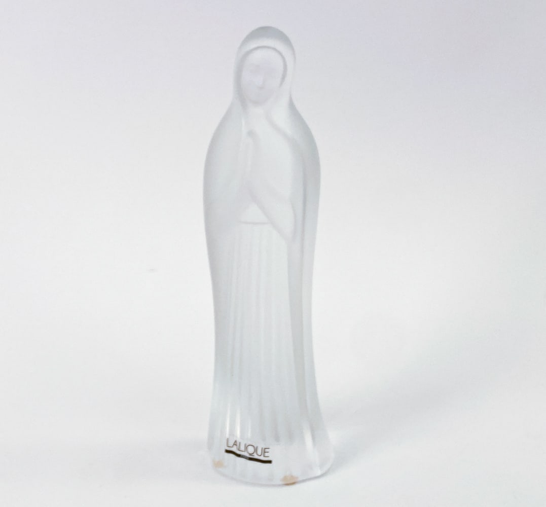 LALIQUE "VIRGIN WITH HANDS TOGETHER" CRYSTAL: Dimensions: H 9.5" x W 3" x D 3" Condition: No issues to note.