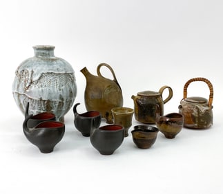MID-CENTURY STONEWARE GROUPING INCL BUCCHERO