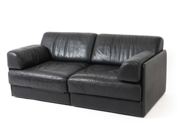DE SEDE DS-76 SWISS LEATHER LOVESEAT SOFA