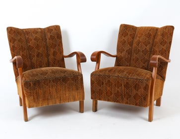 PAIR OF FRITZ HANSEN STYLE SWEDISH LOUNGE CHAIRS