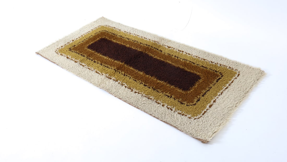 VINTAGE SCANDINAVIAN RYA RUG (1 of 15)
