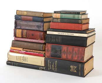 ANTIQUE AND VINTAGE BOOKS GROUPING INCL. HEMINGWAY
