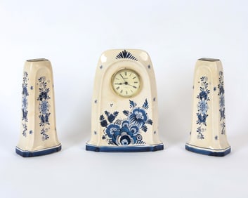 DELFT BLUE HAND-PAINTED PORCELAIN MANTEL CLOCK