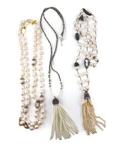 VINTAGE PEARL NECKLACE GROUPING