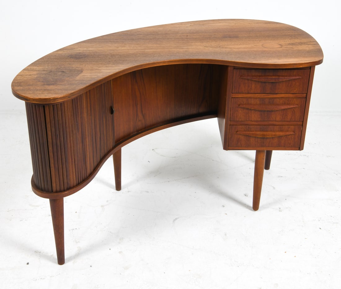 ATTR. GUNNAR NIELSEN DANISH TEAK WRITING DESK (1 of 12)