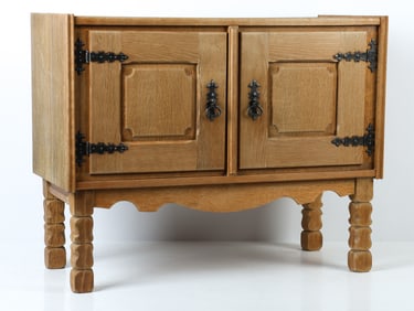 CARL ERIKSENS MOBEL DANISH OAK CABINET C. 1970S