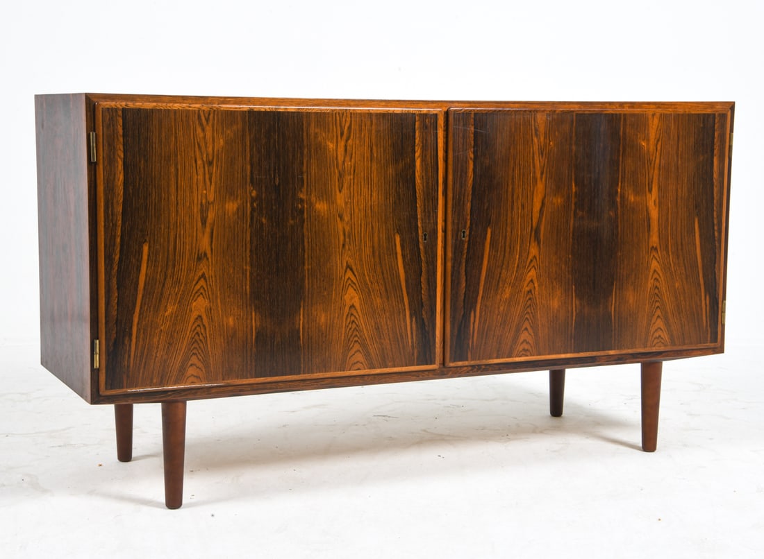 POUL HUNDEVAD DANISH ROSEWOOD CABINET C. 1960S (1 of 9)