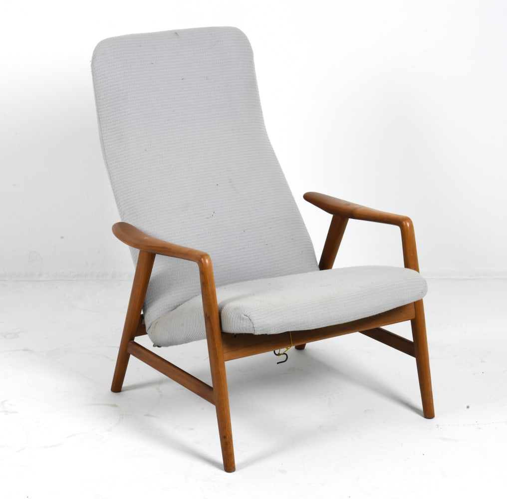 ALF SVENSSON "KONTUR" FRITZ HANSEN LOUNGE CHAIR (1 of 11)