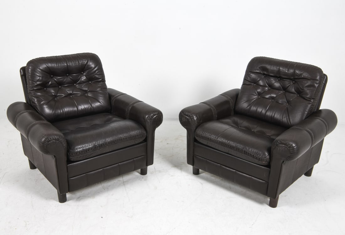 PAIR OF SCANDINAVIAN LEATHER LOUNGE CHAIRS (1 of 10)