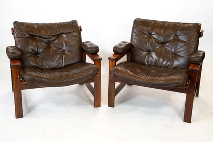 PAIR OF EKORNES STYLE LEATHER LOUNGE CHAIRS 1960S