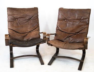 PAIR OF KOMFORT DANISH LEATHER LOUNGE CHAIRS